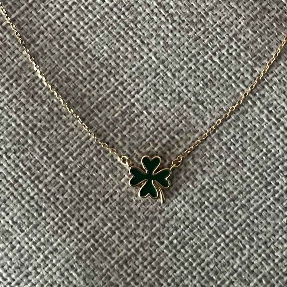 Delicate Green Four Leaf Clover / Shamrock Pendant Necklace
